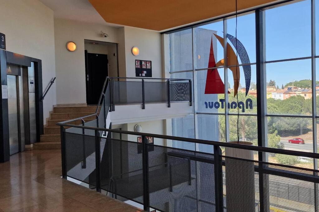 Apartment With Free Parking And Pool Bormujos Exterior photo